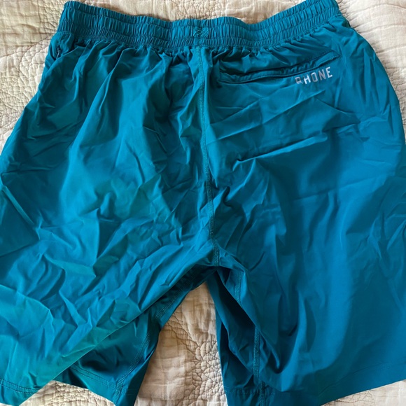 Rhône Running Shorts Men’s Large - Picture 2 of 3